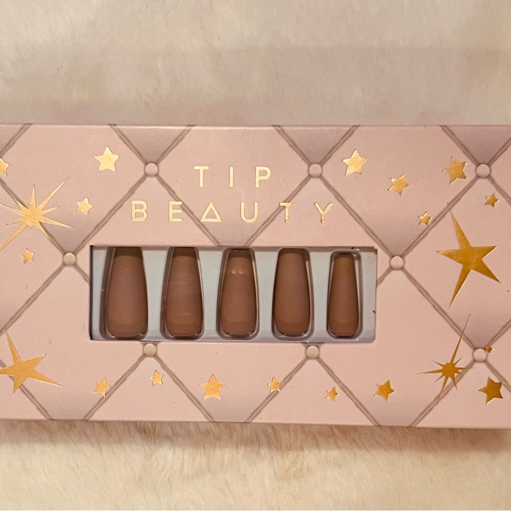 Press On Nails